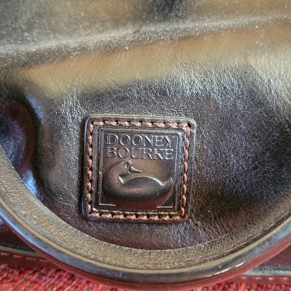 Dooney and Bourke Black Perry Satchel - Picture 3 of 14